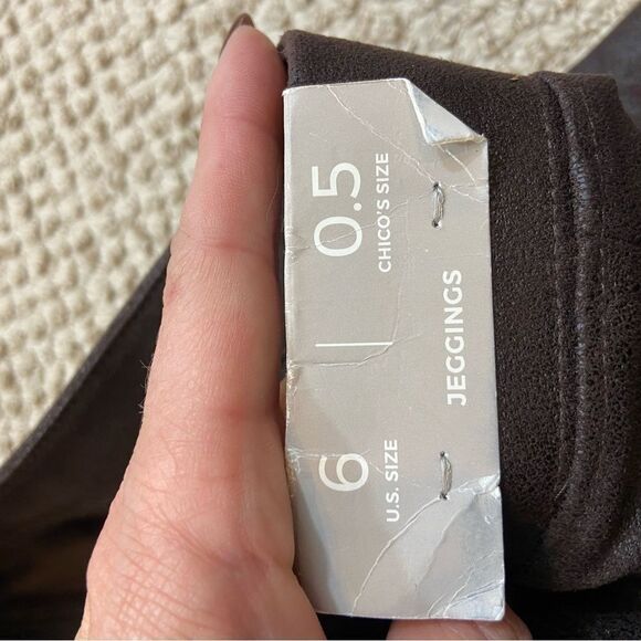 New with Tags Chico’s Faux Knit Suede Leggings Double Espresso Color Size 6 - Picture 7 of 12